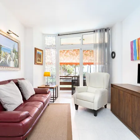 Seafront Just 200m From Vistas Apartmán *