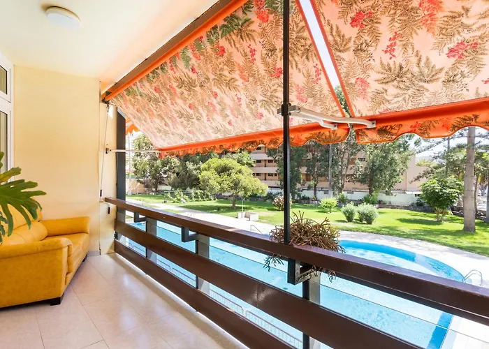 Seafront Just 200m From Vistas